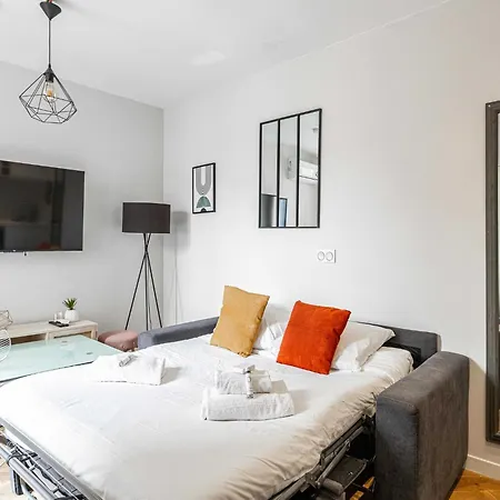 Charming 1 Bedroom Apartment- Heart Of Cannes